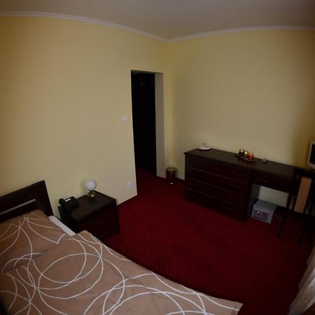 Hotel Europa Liptovský Mikuláš Habitación foto